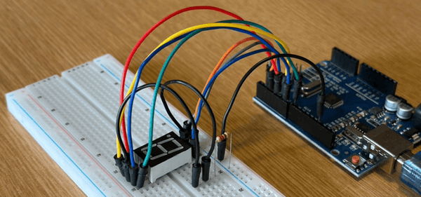 1-Digit 7-Segment Display