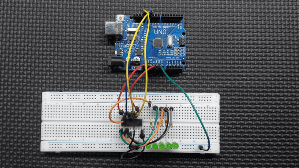 74HC595 Shift Register